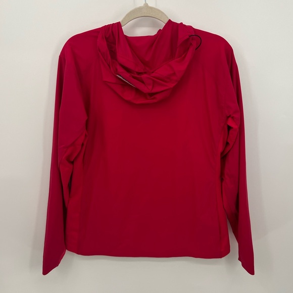 Arc’teryx Atom SL lightweight hooded jacket - Picture 3 of 13